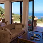 Hotel Theasi 3*