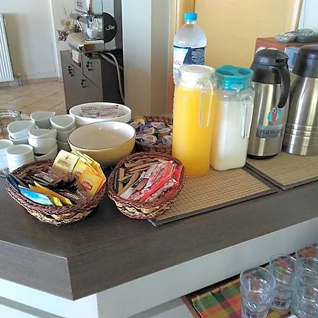 Theasi Hotel